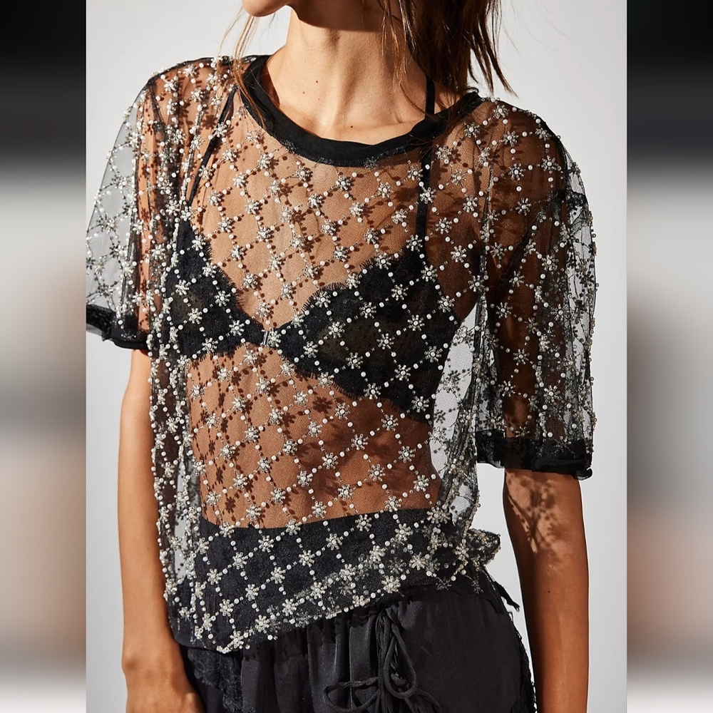 Free People Loir Embellished Top Black Large NWT - Picture 1 of 11